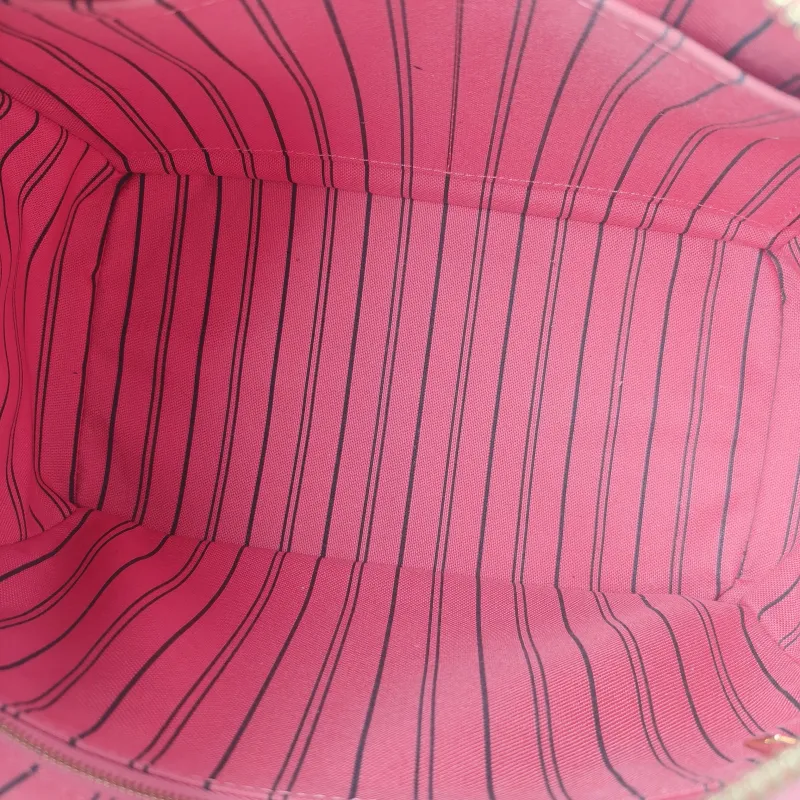 Louis Vuitton Top Handle Bag Speedy25 Pink Calfskin Medium25 × 15 × 19 cm — detail view 3 of 10