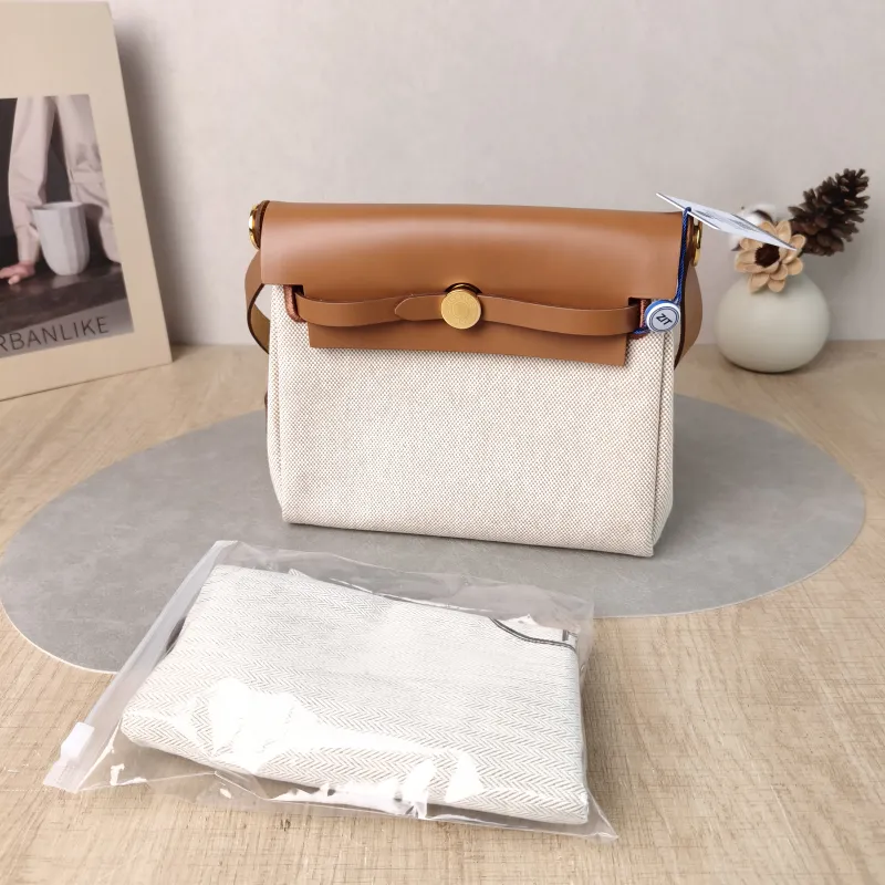 Hermès Shoulder Bag Herbag Zip 20 Beige Brown Calfskin，Canvas Mini 20 × 7 × 17 cm K — cover view 3 of 6