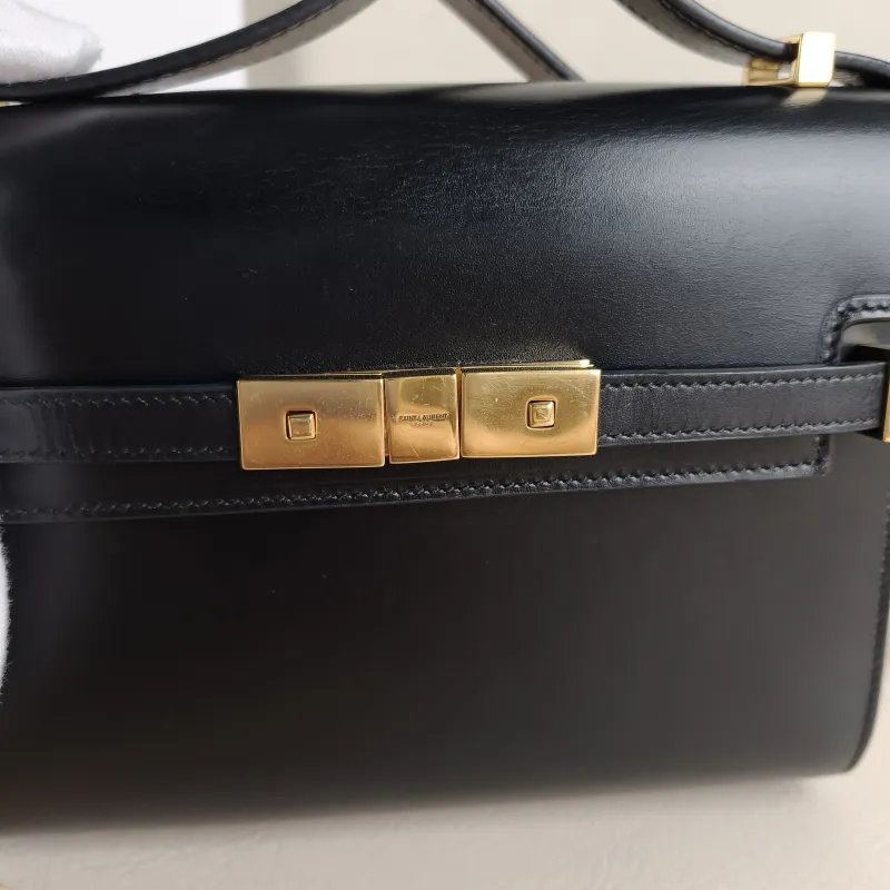 SAINT LAURENT Crossbody Bag MANHATTAN Black Calfskin Mini 19 × 14 × 4 cm — detail view 6 of 11