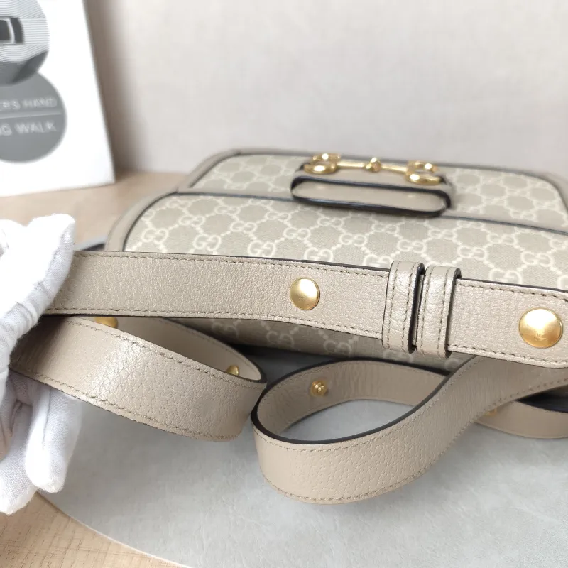 GUCCI Crossbody Bag Horsebit 1955 Horsebit Medium PVC Medium25 × 8 × 18 cm — detail view 16 of 16