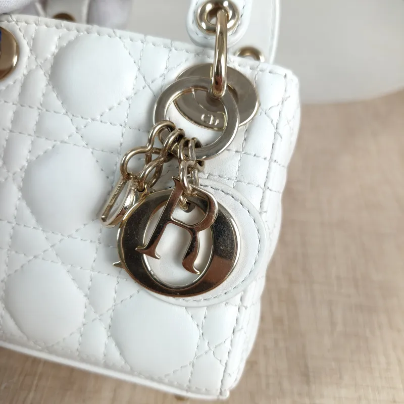 DIOR Crossbody Bag Lady Lady Dior Bag White Lambskin Mini 12 × 5 × 10 cm — detail view 4 of 11