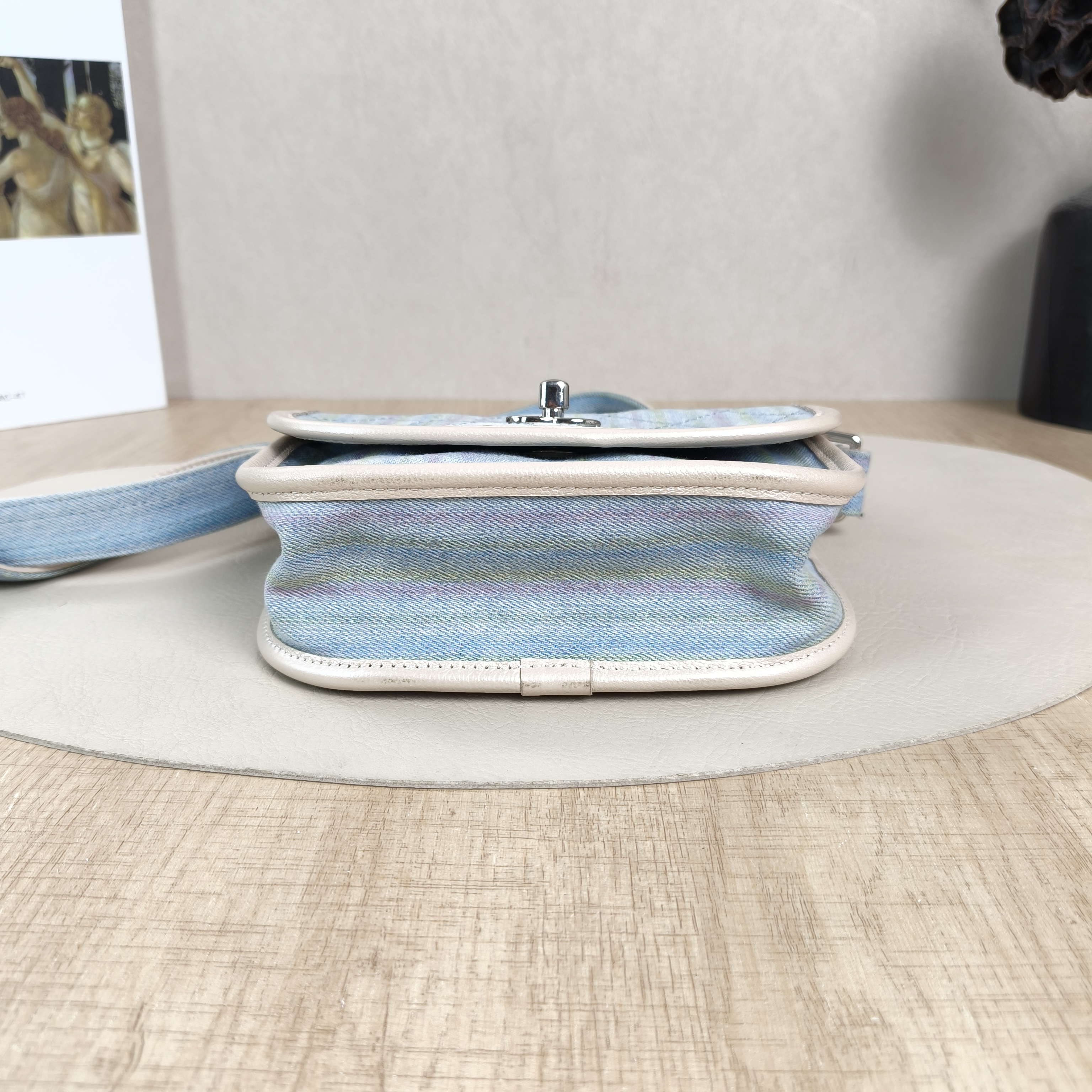 Chanel Crossbody Bag Calfskin 18 × 7 × 14 cm — cover view 5 of 5