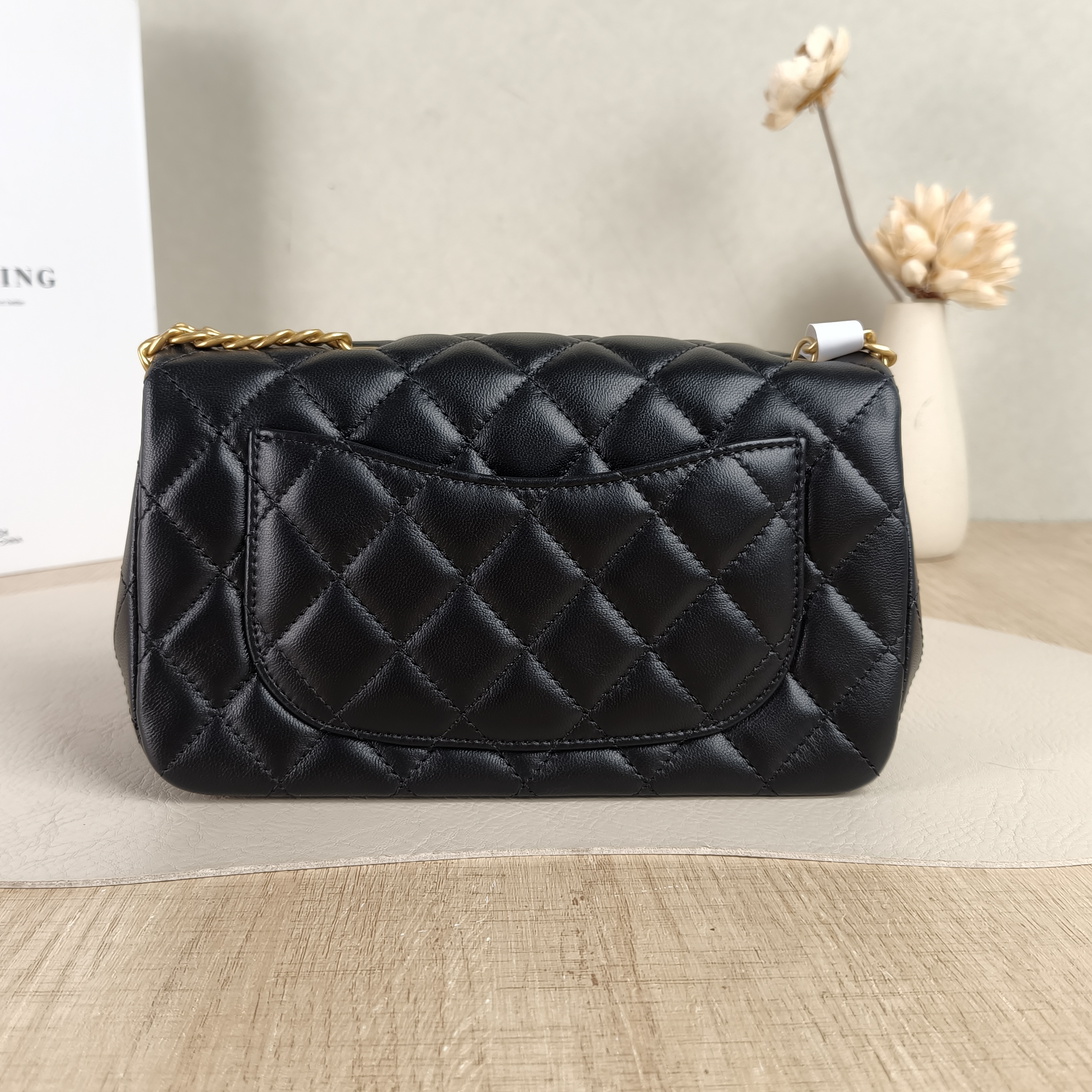 Chanel Crossbody Bag mini Black Lambskin mini21 × 8 × 13 cm — cover view 2 of 5