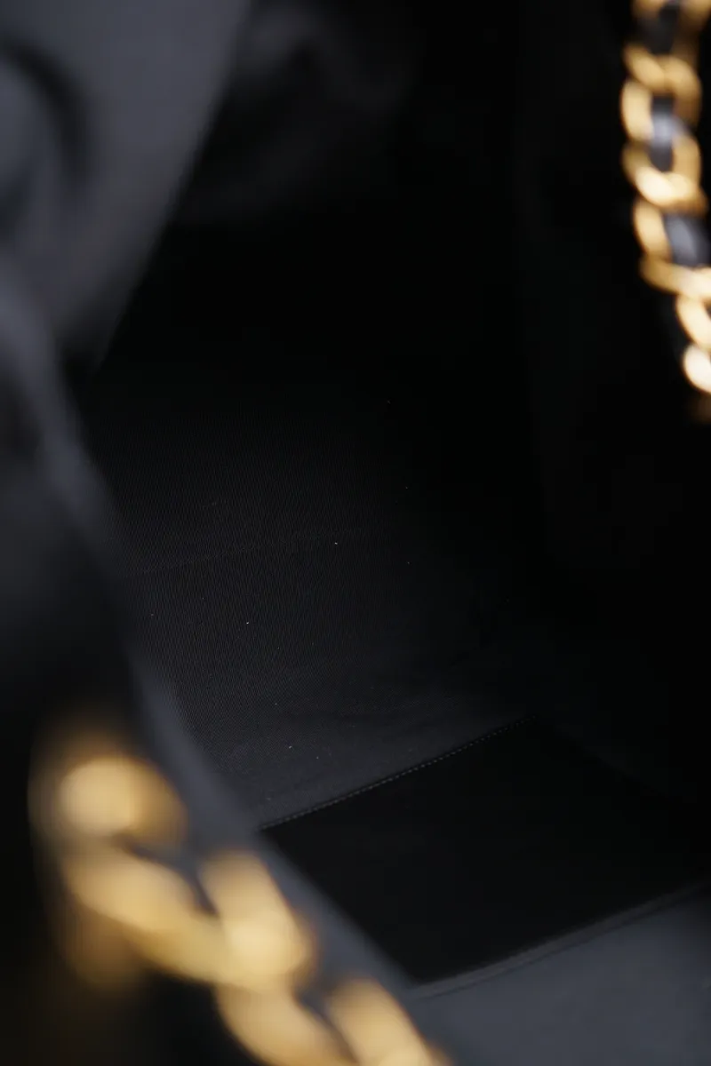 Chanel 25a Suede hobo Brown Black Microchip Edition · 29 × 11 × 33 cm — detail view 11 of 20