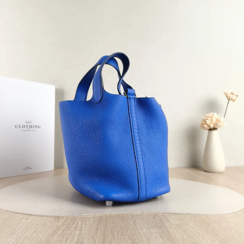 Hermès Top Handle Bag Picotin Lock 18 18 I7 TC Calfskin Small 18 × 13 × 18 cm Y — cover view 2 of 6