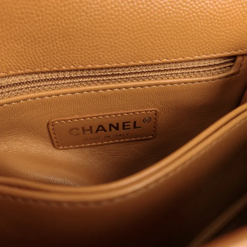 Chanel Crossbody Bag Coco Handle​ Grained Calfskinmini19 × 9 × 13 cm — detail view 5 of 12