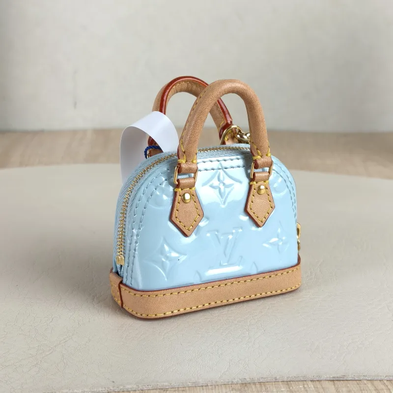 Louis Vuitton Key Ring alma Key Ring Blue Patent Leather One Size 8 × 3.5 × 6 cm — cover view 3 of 4