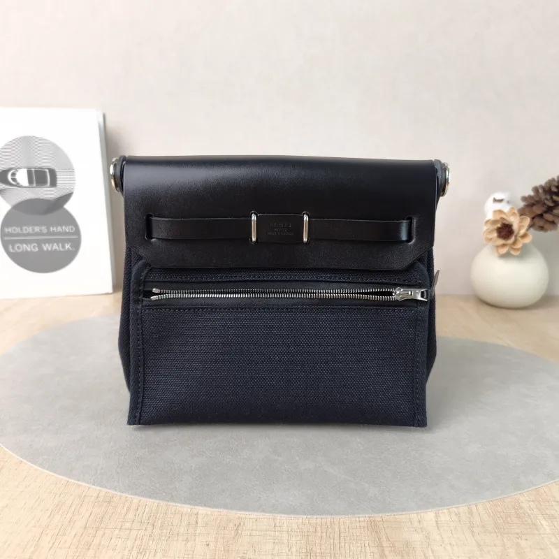Hermès Crossbody Bag Herbag Zip 2089Black Calfskin,Canvasmini20.5 × 7 × 16.5 cm — cover view 2 of 6