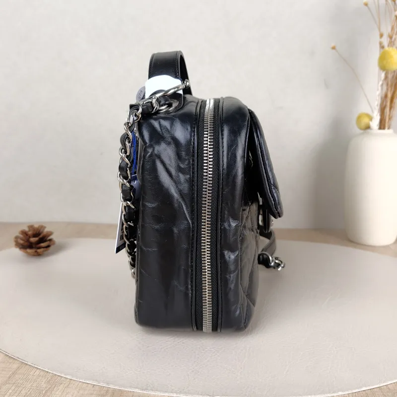 Chanel Crossbody Bag Crossbody Bag Black Waxed Leather One Size17 × 8 × 18 cm — detail view 13 of 17