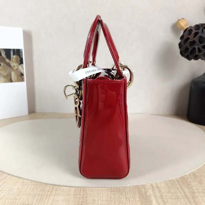 DIOR Crossbody Bag Lady Lady Dior Bag Red Patent Leathermini17 × 7 × 15 cm — detail view 1 of 13