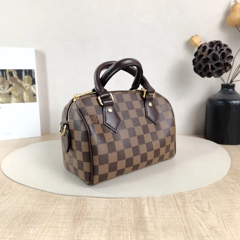 Louis Vuitton Crossbody Bag Speedy20 Shoulder Strap PVC Small 20.5 × 12 × 13.5 cm — cover view 4 of 5