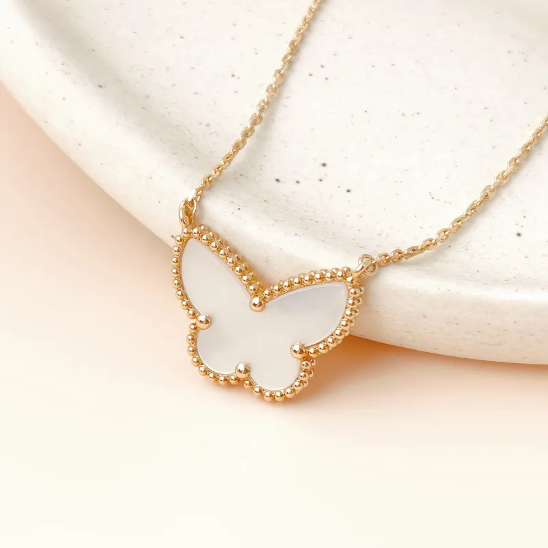 Van Cleef & Arpels Necklace Lucky Alhambra Necklace Pearl · White Mother-of-Pearl18KY ellow Gold One Size42 cm — cover view 11 of 11