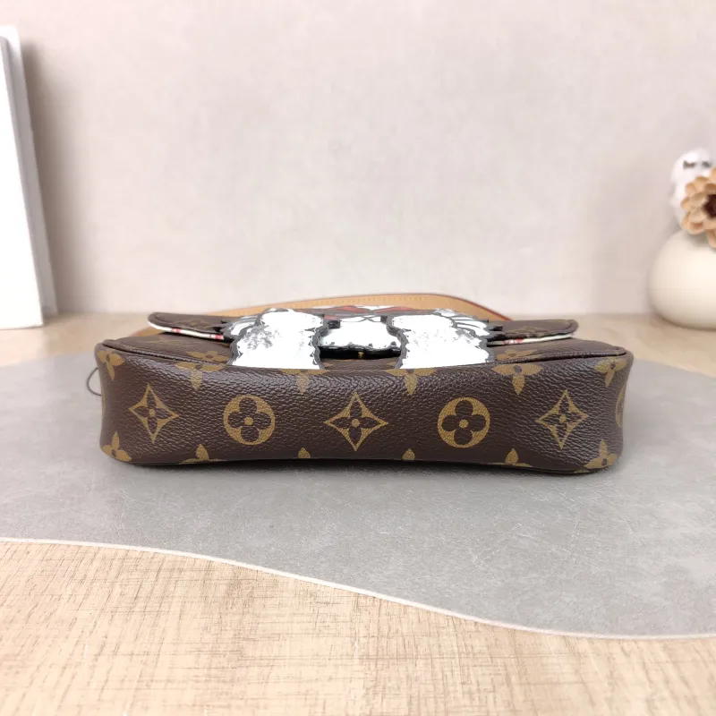Louis Vuitton Crossbody Bag IVY Monogram PVC Small 23.5 × 4.3 × 12 cm — cover view 2 of 6