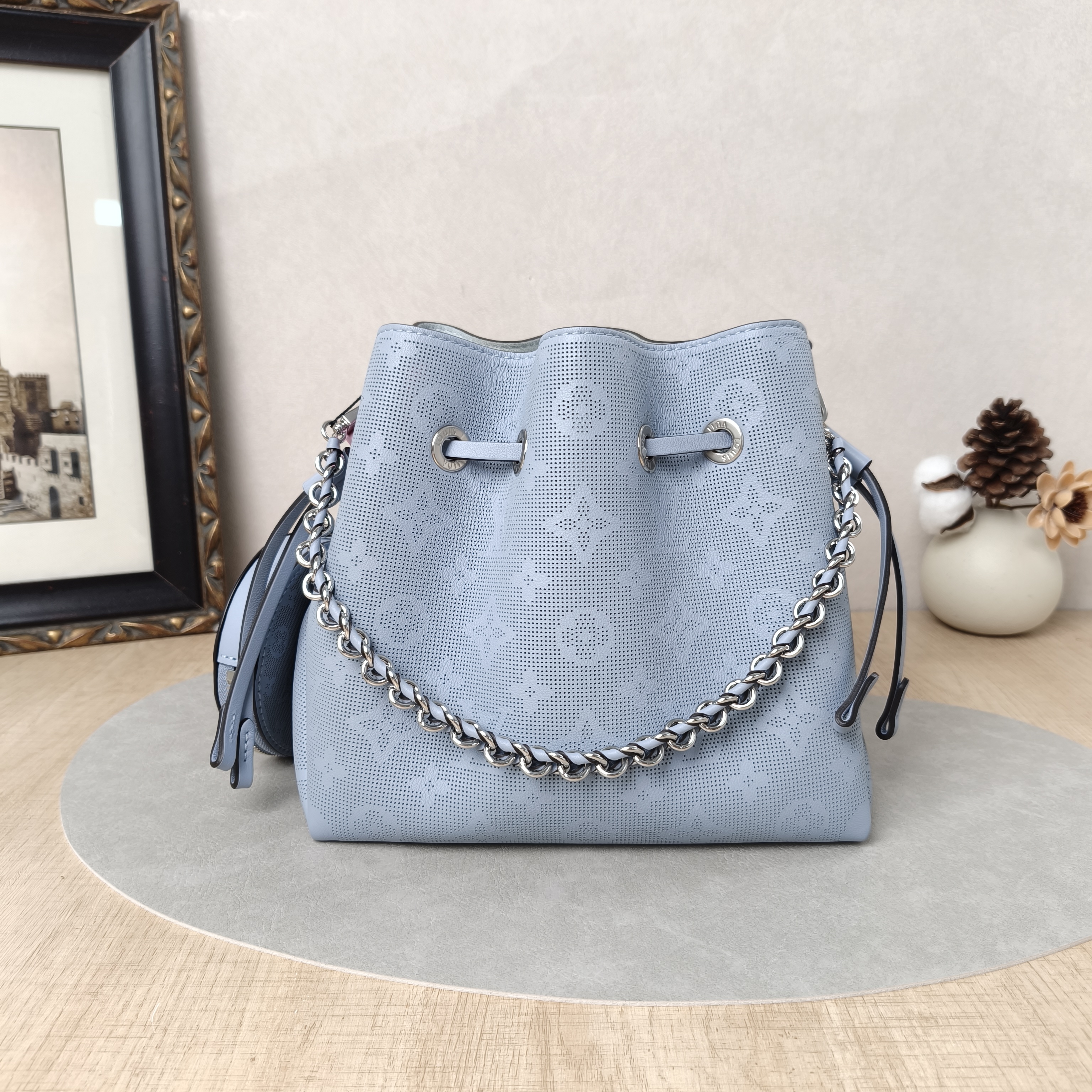 Louis Vuitton Crossbody Bag BELLA Blue Calfskin One Size22 × 14 × 19 cm