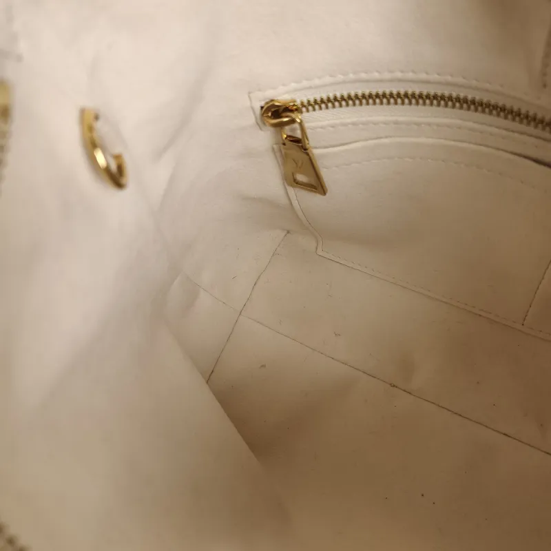Louis Vuitton Crossbody Bag Carryall Calfskin Small29.5 × 12 × 24 cm — detail view 11 of 14