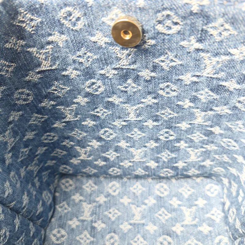 Louis Vuitton Top Handle Bag ALL IN BB Blue BB 16 × 12 × 18 cm — detail view 9 of 13