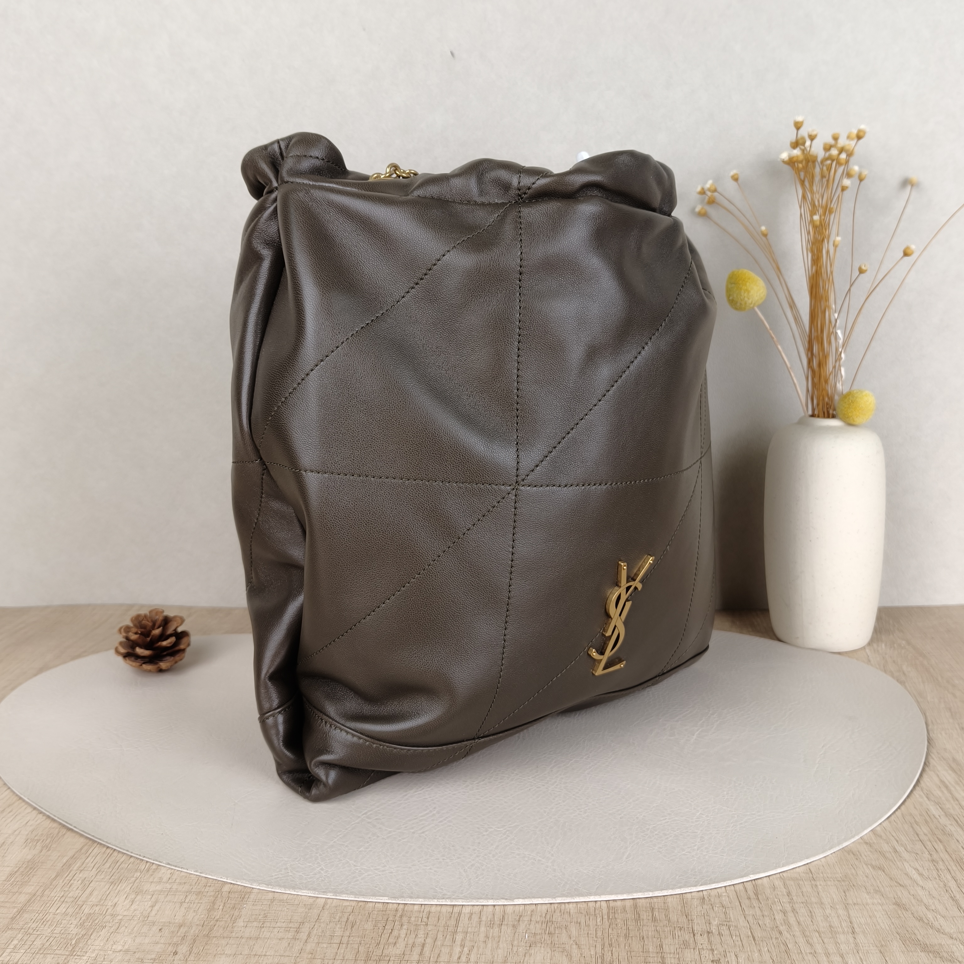 SAINT LAURENT Shoulder Bag JAMIE POCHON Lambskin Medium 27 × 3 × 34 cm — cover view 4 of 5