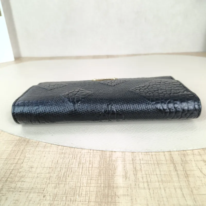 BURBERRY Wallet Wallet Black Calfskin One Size 19 × 2 × 10 cm — detail view 2 of 11