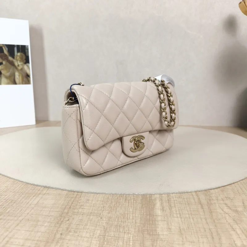 Chanel Crossbody Bag Classic Flap Large Mini CF Mini Collection Crossbody Bag Pink Lambskinmini18 × 5 × 12 cm — cover view 4 of 5