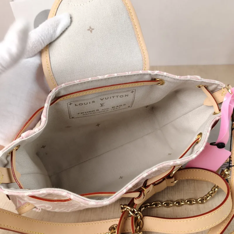 Louis Vuitton Shoulder Bag ODYSSÉE Pink Canvas Small 27 × 12 × 17 cm — detail view 2 of 11
